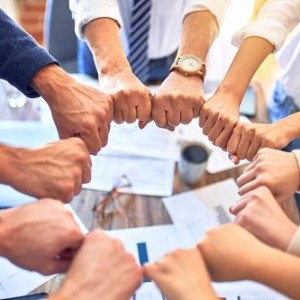 10 استراتژی برای رهبران جهت کمک به بهبود کار تیمی