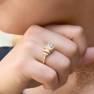 انگشتر طلای سولیتر پایه جواهر آیسان