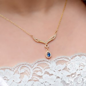 نیمست طلای پایه جواهر اونیکس با زنجیر