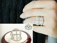 انگشتر طلای سفید نگین دار طرح پنجره ای