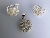 نیم ست برفی با نگین های طرح برلیان