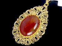 آویز طلا و سنگ عقیق