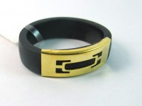 انگشتر طلا و چرم