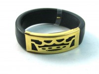 انگشتر طلا و چرم طرح تاج