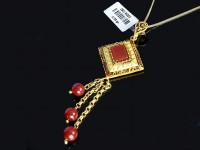 مدال طلا و سنگ عقیق