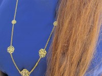 رو لباسی طلا طرح رز با زنجیر ضخیم