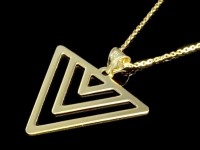 پلاک طلای مثلثی