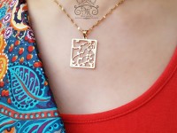 پلاک طلا شعر مولوی "ای دوست قبولم كن و جانم بستان"