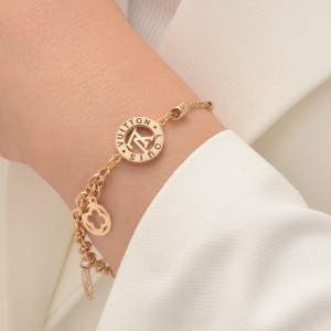 دستبند طلا زنانهLV