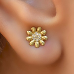گوشواره طلا 18 عیار زنانه طلای مستجابی مدل گل آفتابگردان مدل 670147