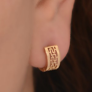 گوشواره طلا 18 عیار زنانه طلای مستجابی مدل حلقه ای کد 44