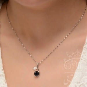 آویز آبگینه یاقوت کبود