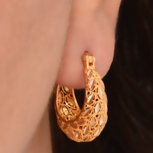 گوشواره طلا 18 عیار زنانه طلای مستجابی مدل کشکولی کد 70