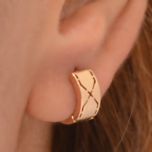 گوشواره طلا 18 عیار زنانه طلای مستجابی مدل جلوا کد 12