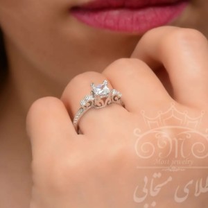 انگشتر سولیتر