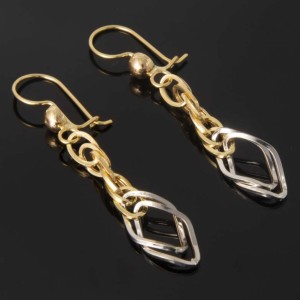 گوشواره اسپادانا