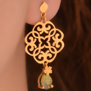 گوشواره طلا 18 عیار زنانه طلای مستجابی مدل اسلیمی کد 46