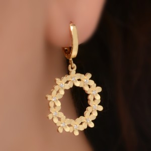 گوشواره طلا 18 عیار زنانه طلای مستجابی مدل ورسا کد 670172