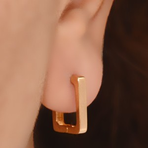 گوشواره طلا 18 عیار زنانه طلای مستجابی مدل کلیپسی مربعی کد 012