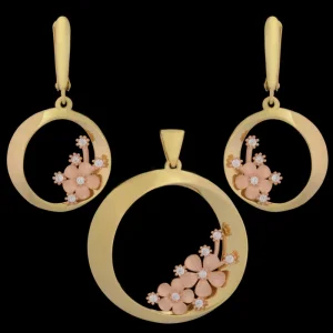 نیم ست طلا 18 عیار زنانه طلای مستجابی مدل ورسا کد 67151