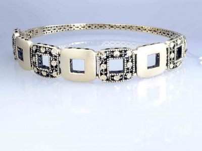 دستبند سیاه قلم طلا