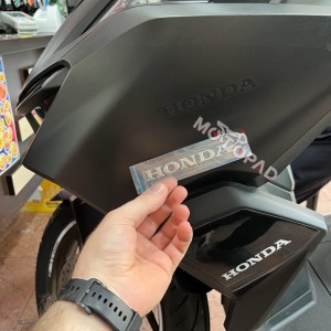 نمونه نصبی مارک برجسته اصلی تایلندی موتور سیکلت مدل HONDA مدل سیلور