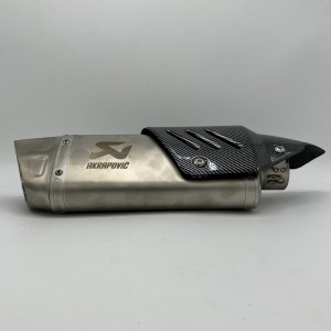 اگزوز  قهرمانی موتورسیکلت AKRAPOVIC کاور کربن مدل SILVER