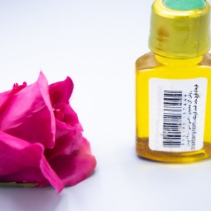 روغن ماساژ گل محمدی