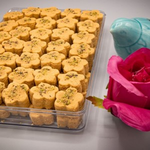 شیرینی نخودچی مثلث سلامت 350 گرم