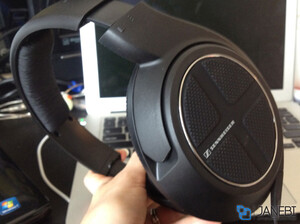 هدست با سیم دور گوش Sennheiser