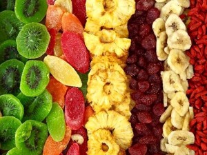 هنگام خرید میوه خشک به چه نکاتی باید توجه کرد؟