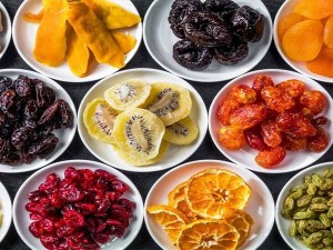 استفاده از خدمات فروش میوه خشک