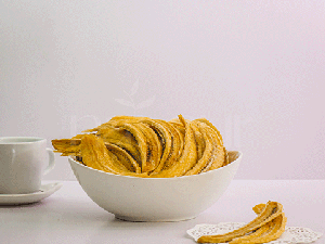موز خشک