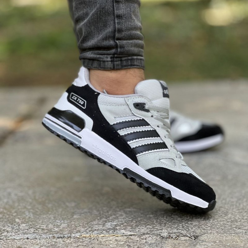 حراج ویژه کفش اسپرت مردانه پسرانه مدل ادیداس  زد ایکس شیک و پرفروش   رنگ طوسی مشکی