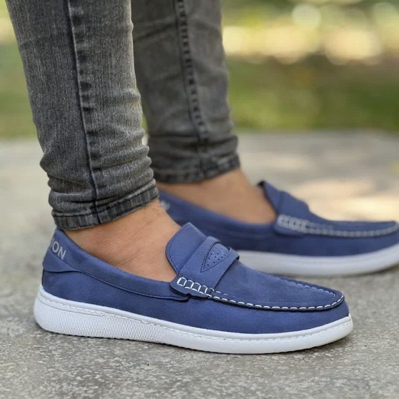 فروش فوق العاده کفش  کالج مردانه شیییک و با کیفت  رنگ ابی زیره سفید