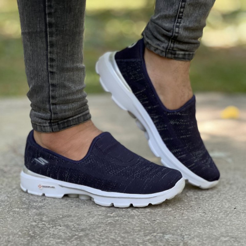 حراج فوق العاده  کفش اسکیچرز مردانه طبی زیبا و بادوام  مناسب پیاده روی رنگ ابی تیره