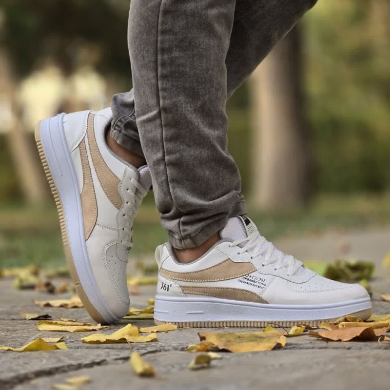 بمب ویژه این هفته کفش اسپرت مردانه و پسرانه مدل 361 زیره پیو رنگ سفید کرم مناسب افراد خاص پسند با ارسال رایگان