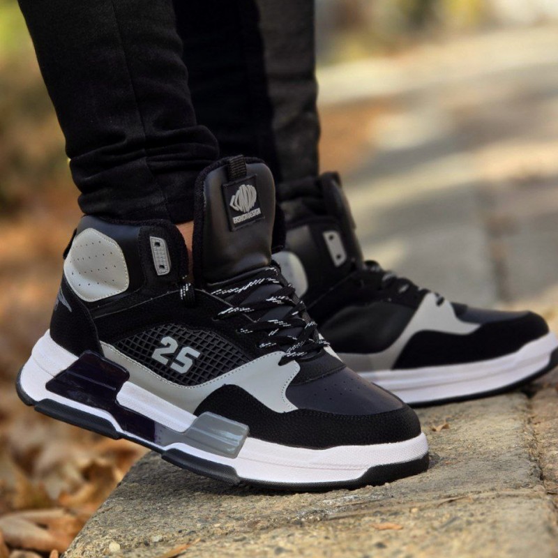 تخفیف ویژه کفش اسپرت مردانه پسرانه مدل جردن 25 رنگ مشکی طوسی یه کار خاص و بی نظیر با ارسال رایگان