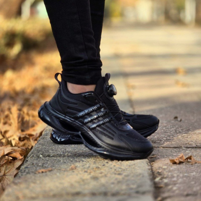 فروش ویژه کفش اسپرت مردانه پسرانه مدل  پمپی   رنگ مشکی تمام  فوق العاده خااااااص و زیبا با ارسال رایگان