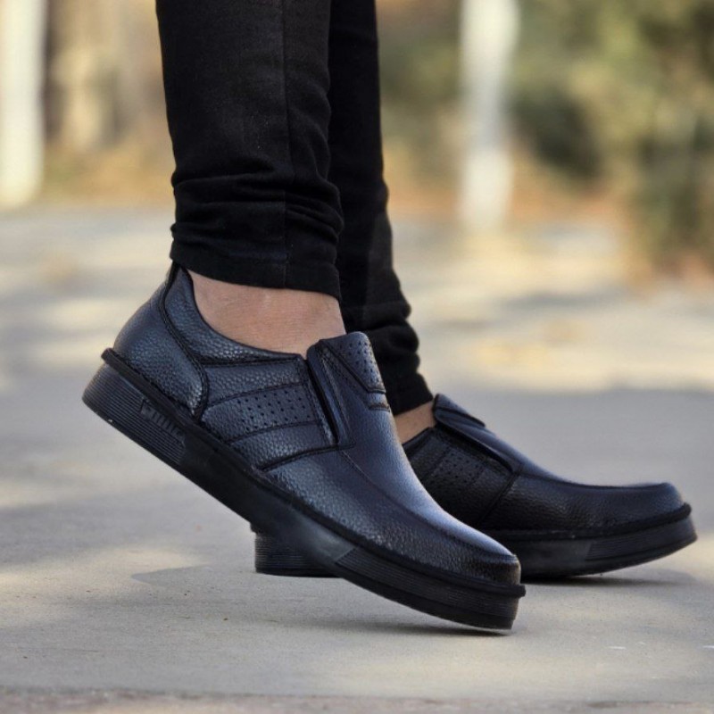 فروش ویژه کفش مجلسی طبی مناسب روز پدر با کیفیت فوق‌العاده عالی  رنگ مشکی یه کار راحت و مناسب پیاده روی  با ارسال رایگان