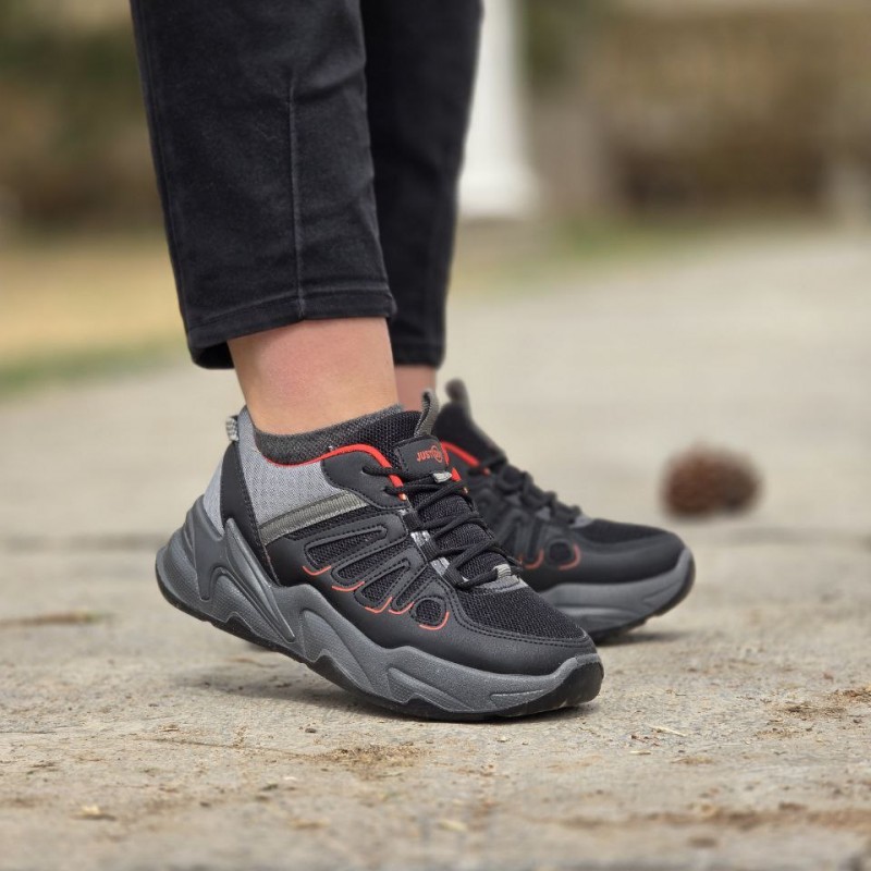 حراج فوق العاده این هفتمون کفش کتونی اسپرت دخترانه مدل رامیلا با کیفیتی بی نظیر رنگ مشکی طوسی قرمز باارسال رایگان