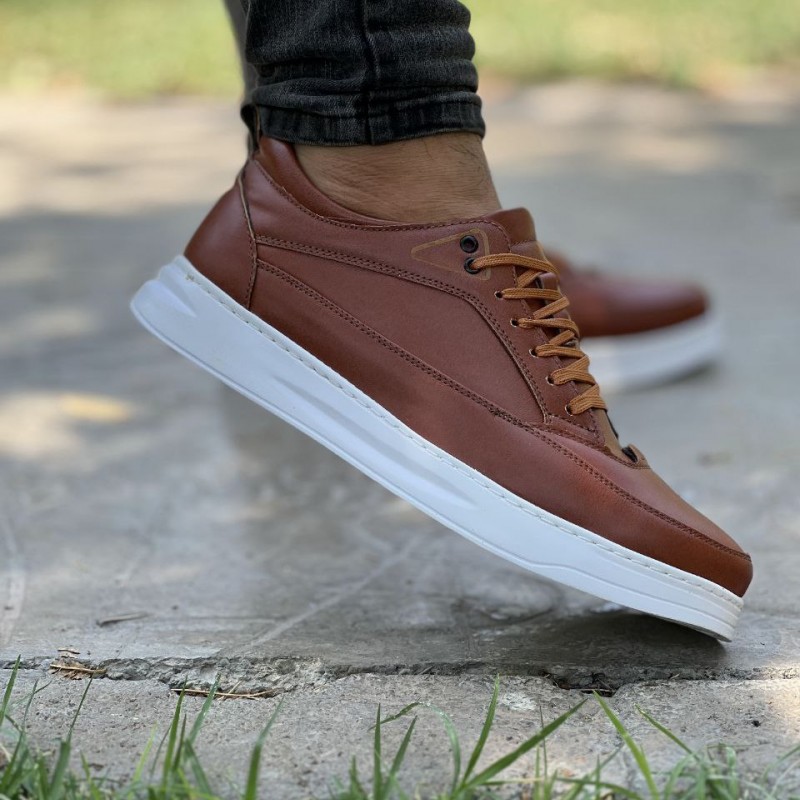 فروش خاص کفش اسپرت مردانه پسرانه  مدل بولتون راحت و زیبا  رنگ قهوه ای ارسال رایگان