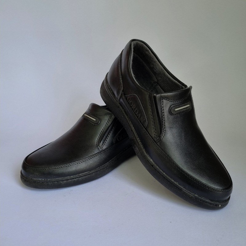 تخفیف هیجان انگیز کفش مجلسی اداری مردانه پسرانه بسیار جذاب ومقاوم رنگ مشکی  باارسال رایگان