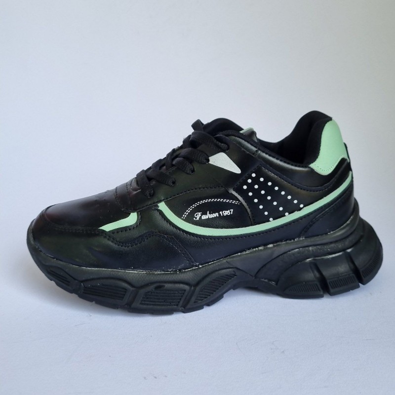 فروش  استثنایی کفش اسپرت دخترانه مدل فشیون بسیار شیک و جذاب  رنگ مشکی سبز   باارسال رایگان