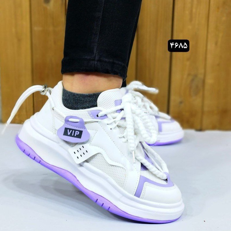 کفش کتونی اسپرت دخترانه و زنانه مدل vip رنگ سفید یاسی 4685