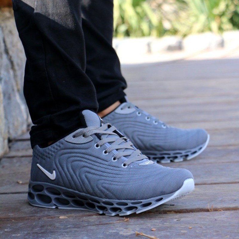 کفش اسپرت مردانه پسرانه مدل نایک رنگ طوسی نایک سفید 512