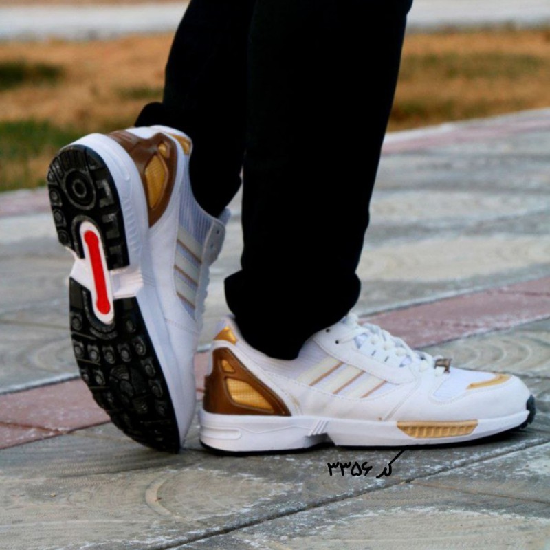 کفش کتونی اسپرت مردانه و پسرانه مدل zx رنگ سفید طلایی کد3356