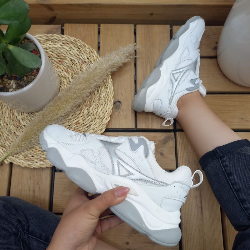 کفش کتونی اسپرت دخترانه و زنانه مدل جدید رنگ سفیدطوسی