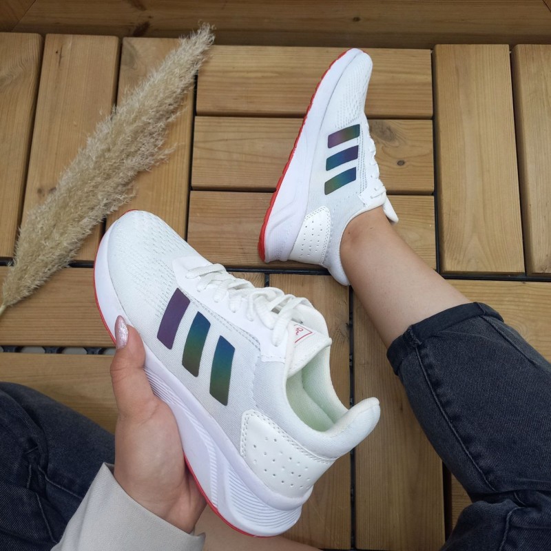 کفش کتونی اسپرت زنانه و دخترانه مدل اسپیسر ادیداس رنگ سفید هولوگرامی