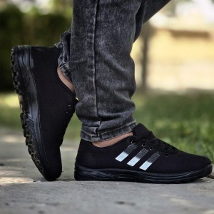 فروش خاص این هفته  کفش اسپرت مردانه مدل آسیکس  مقاوم و بادوام رنگ مشکی سفید باارسال رایگان